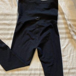 Beyond Yoga Spacedye Love Capri Maternity Legging